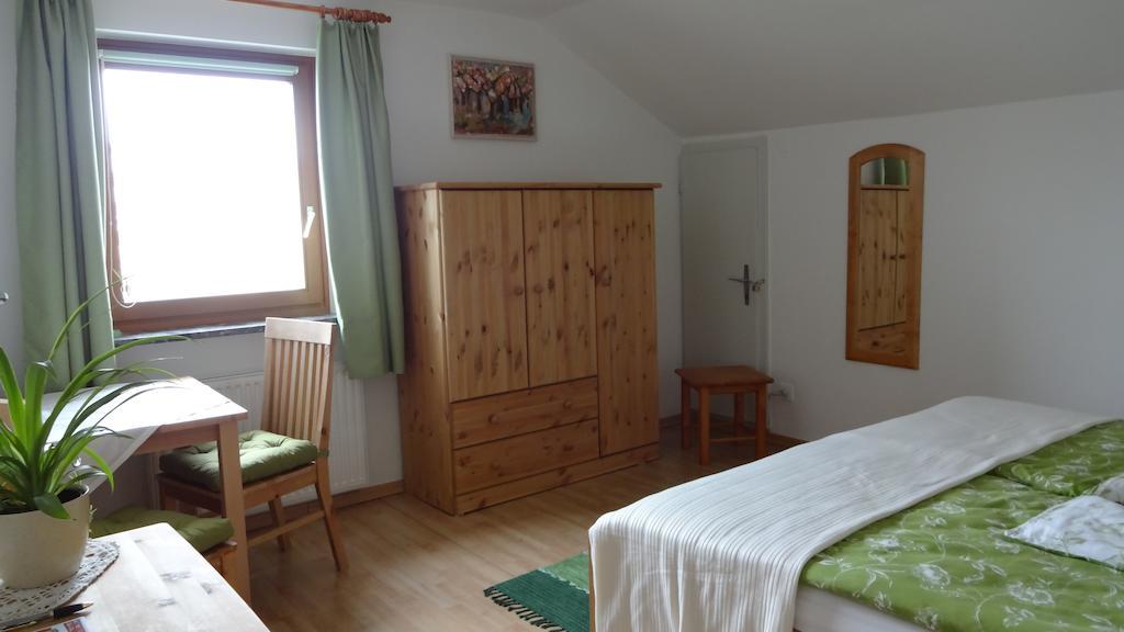 Ferienwohnungen Klammsteiner Lienz Room photo